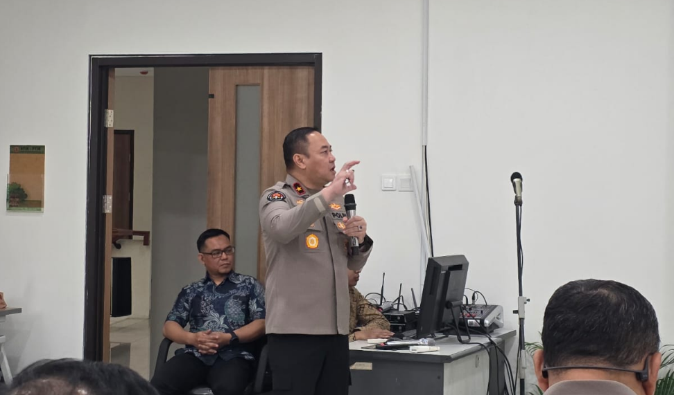Brigjen Pol. Trunoyudo Tekankan Literasi Digital dan Regulasi untuk Hadapi Tantangan Artificial Intelligence