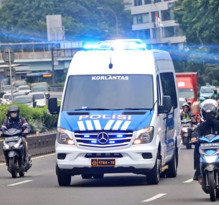 Mobil command center Korlantas Polri