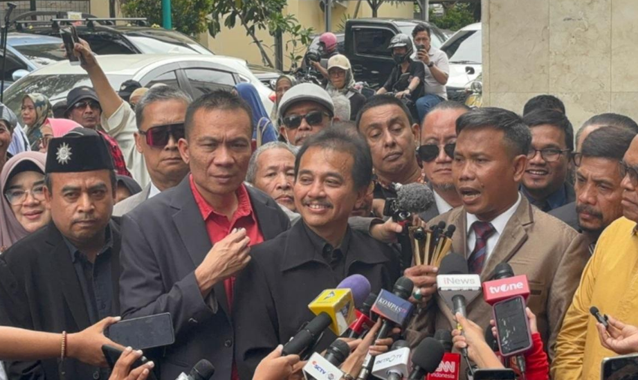 Penyidik Periksa Roy Suryo Cs Selama 9 Jam dalam Kasus Dugaan Ijazah Palsu Jokowi