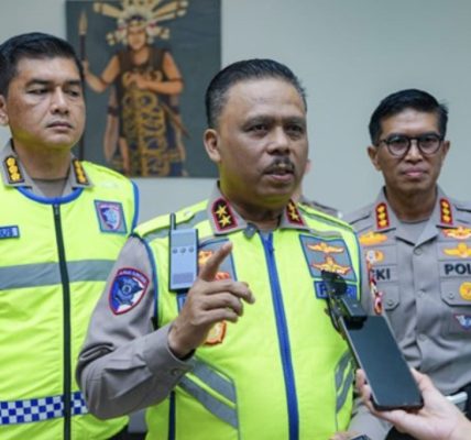 Kakorlantas Polri Irjen Pol. Drs. Agus Suryonugroho, S.H., M.Hum.,