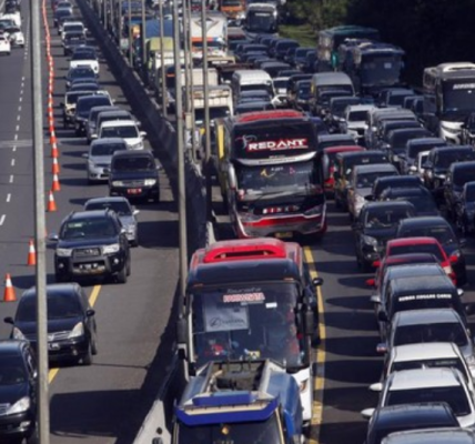 Korlantas Polri Gelar Operasi Lilin 2025 2026 untuk Amankan Arus Mudik Natal dan Tahun Baru