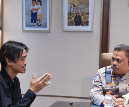 Kakorlantas Polri Apresiasi Aksi Sopir Truk Cegah Insiden di Tol Japek