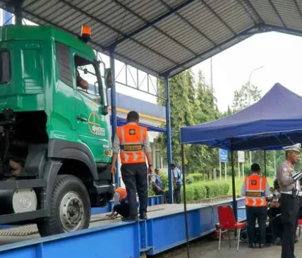 Penertiban Truk ODOL di Tol Jakarta-Cikampek, Cipularang, dan Merak Diperketat