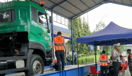 Penertiban Truk ODOL di Tol Jakarta-Cikampek, Cipularang, dan Merak Diperketat