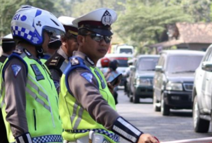 Pahlawan di Persimpangan, Peran Polantas di Balik Kelancaran Mudik 2026