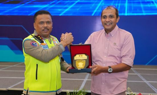 Wamenkum Tegaskan Peran Polantas sebagai Wajah Negara di Tengah Masyarakat