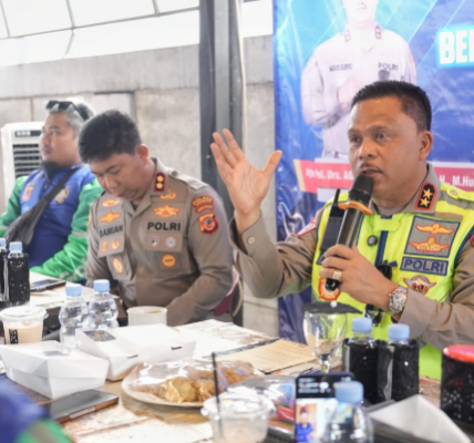 Kakorlantas Polri Dorong Pendekatan Humanis kepada Komunitas Ojol