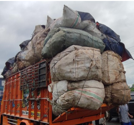 Muatan Berlebih Tingkatkan Risiko Kecelakaan, Keselamatan Transportasi Jadi Sorotan